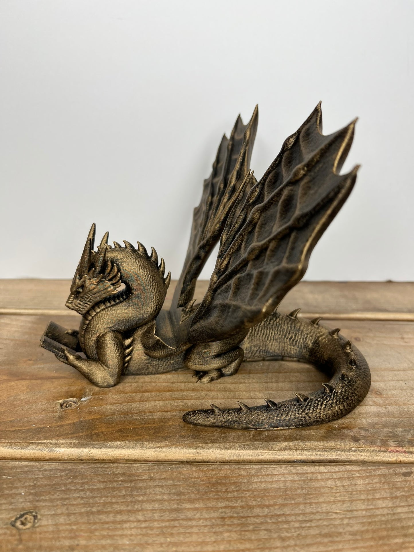Wyrm Kindle Holder