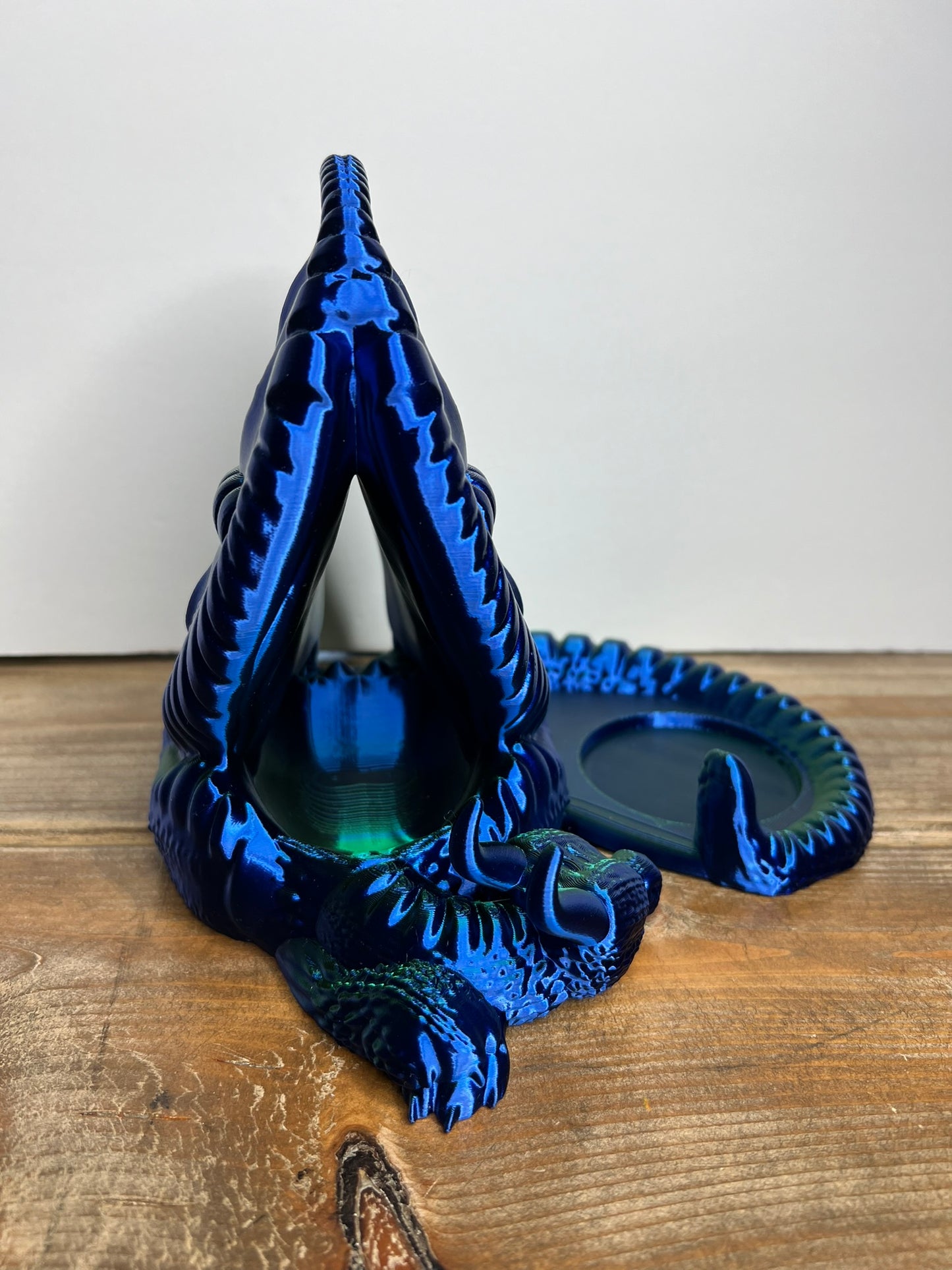 Dragon’s Lair Reading Stand